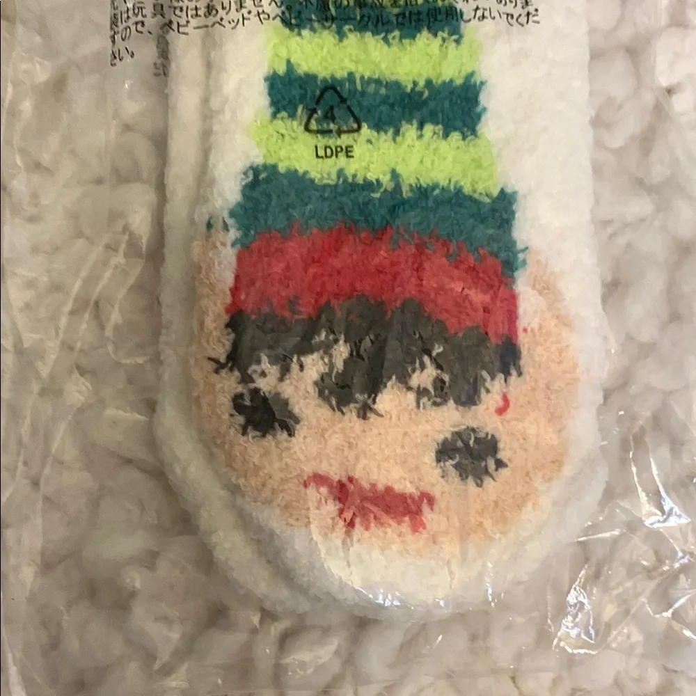 3/$20 Old Navy NEW White Cozy Long Socks with Festive Holiday Elf